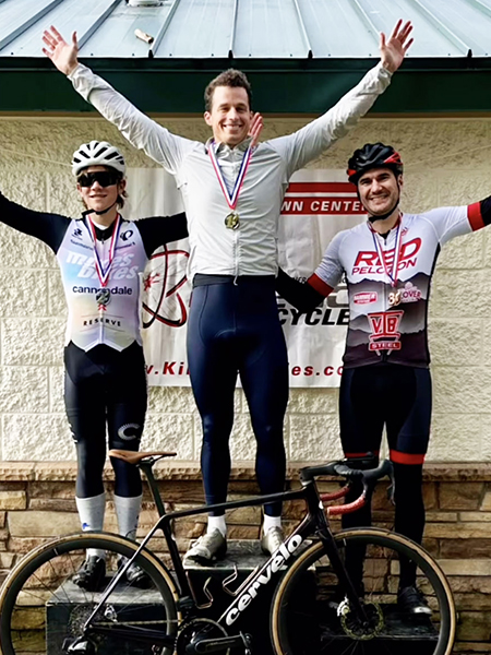 🥇 Zach Crawford: 1st in Cat 4 🥉 Adam Robertson: 3rd in Cat 5